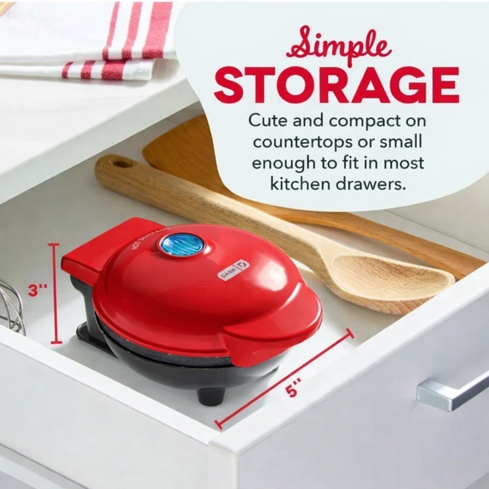 DASH Mini Maker NIB Individual Waffles Hash Browns Keto Chaffles Non-Stick Red
